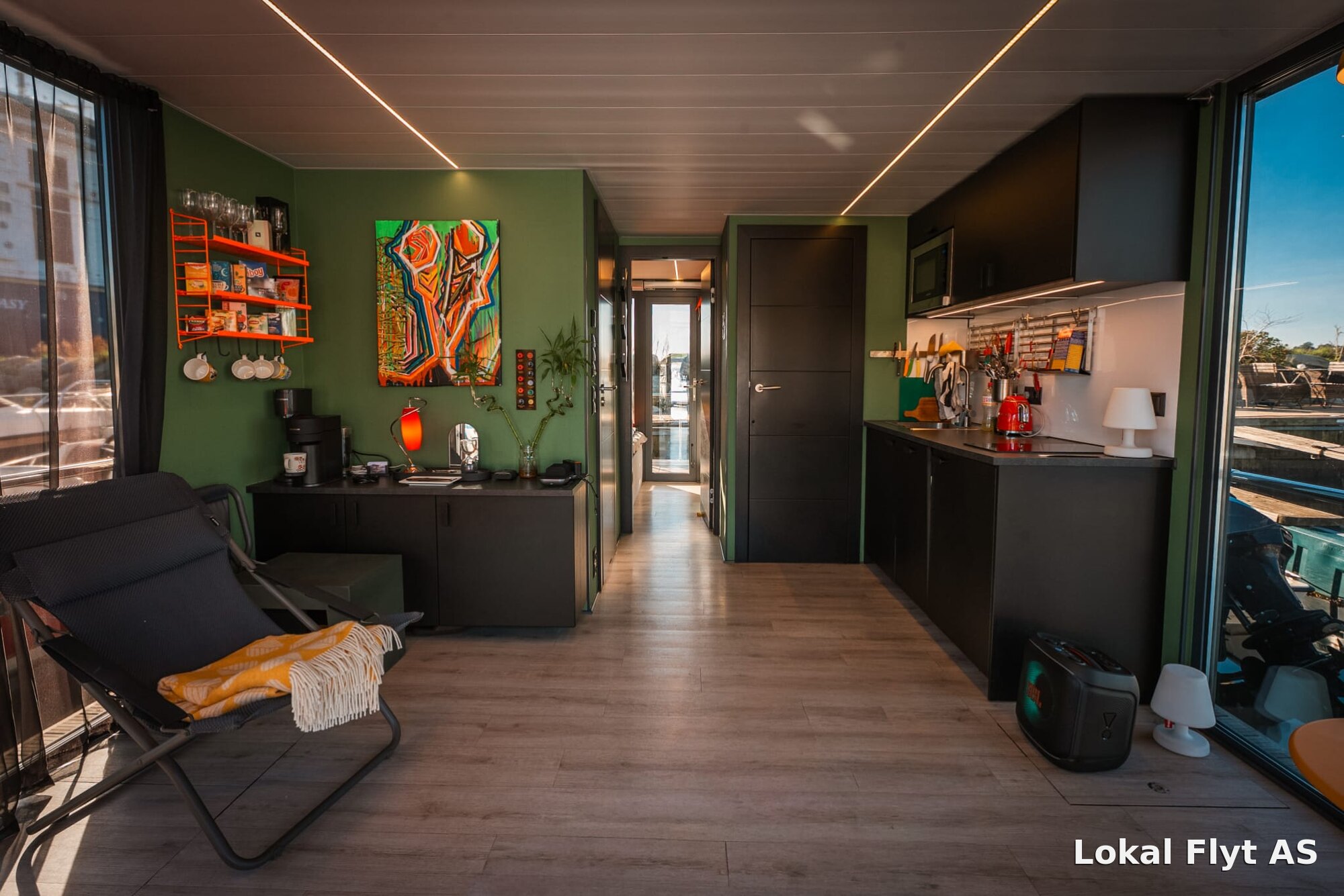 Galley and interior of the houseboat Pur